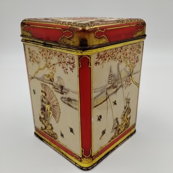 Chinese Oriental  Design Tin Hinged Box  / Made in Holland Lithograph Vintage - Picture 2 of 14